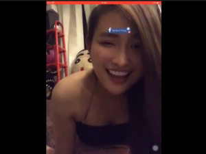 Cô em nứng online nhảy sex khoe lồn