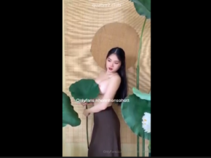 idol acc nhennhen nóng bỏng show hàng nuột nà